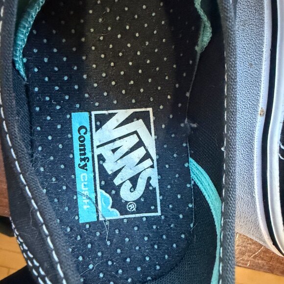 VANS ComfyCush black low profile canvas shoes size 9 - Picture 9 of 10